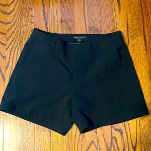 Banana Republic Size 4 black shorts